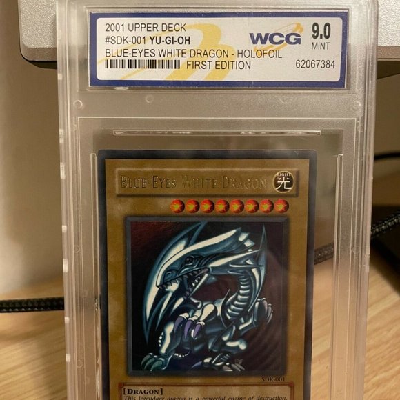 Yu-Gi-Oh! TCG Blue-Eyes White Dragon #SDK-001 WCG 9 Mint - Picture 1 of 4